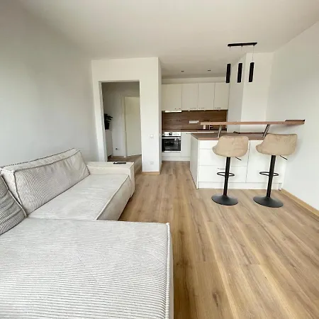 Neue Stilvolle 2-Zimmer Wohnung Im Zentrum Von Wolfsburg Exterior foto