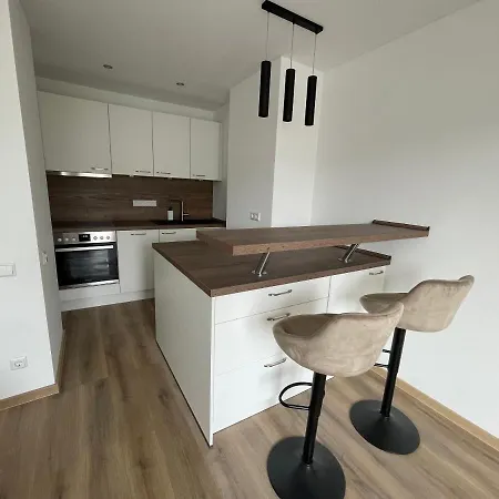 Neue Stilvolle 2-Zimmer Wohnung Im Zentrum Von Wolfsburg Exterior foto